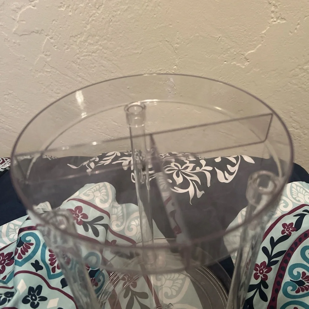 Clear Acrylic Cylinder Display Stand